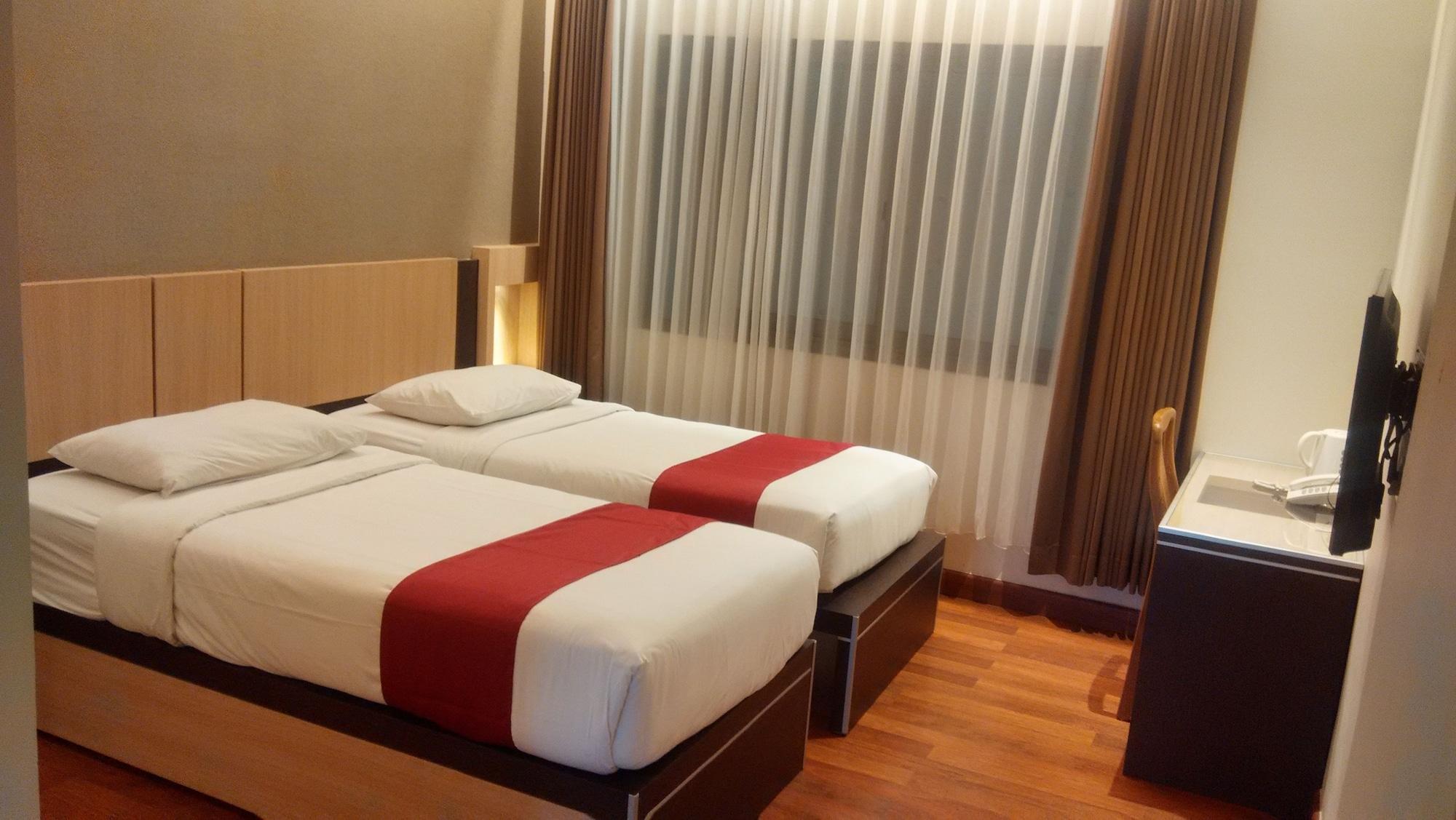 Sukajadi Hotel, Convention And Gallery Bandung Exterior foto