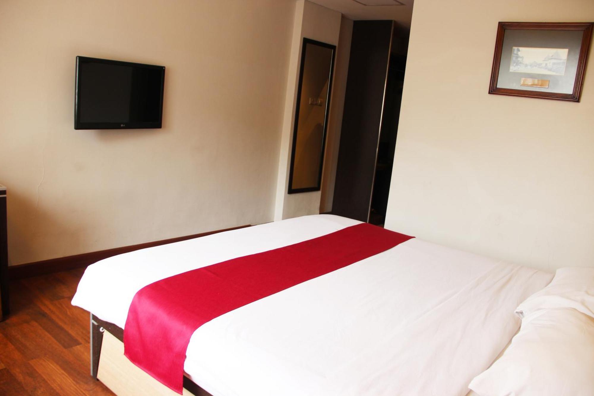 Sukajadi Hotel, Convention And Gallery Bandung Habitación foto